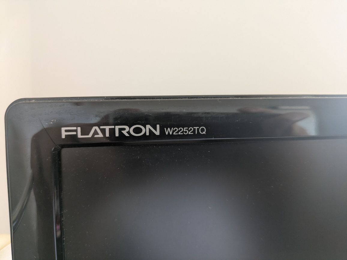 Monitor LG Flatron W22