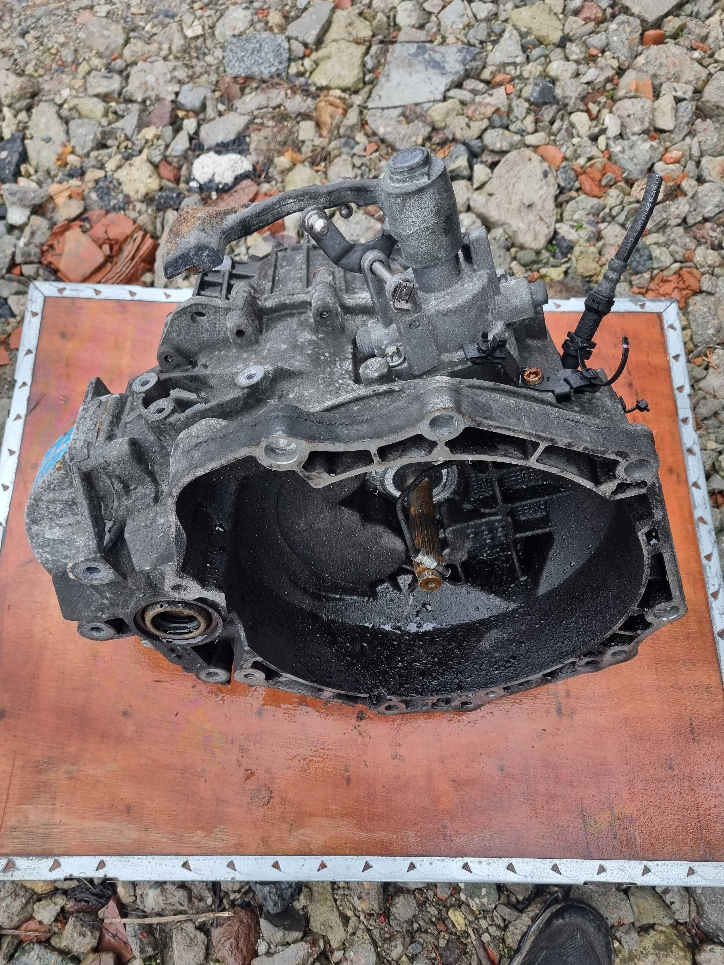 Skrzynia Biegów Opel Astra H Z17DTR M32