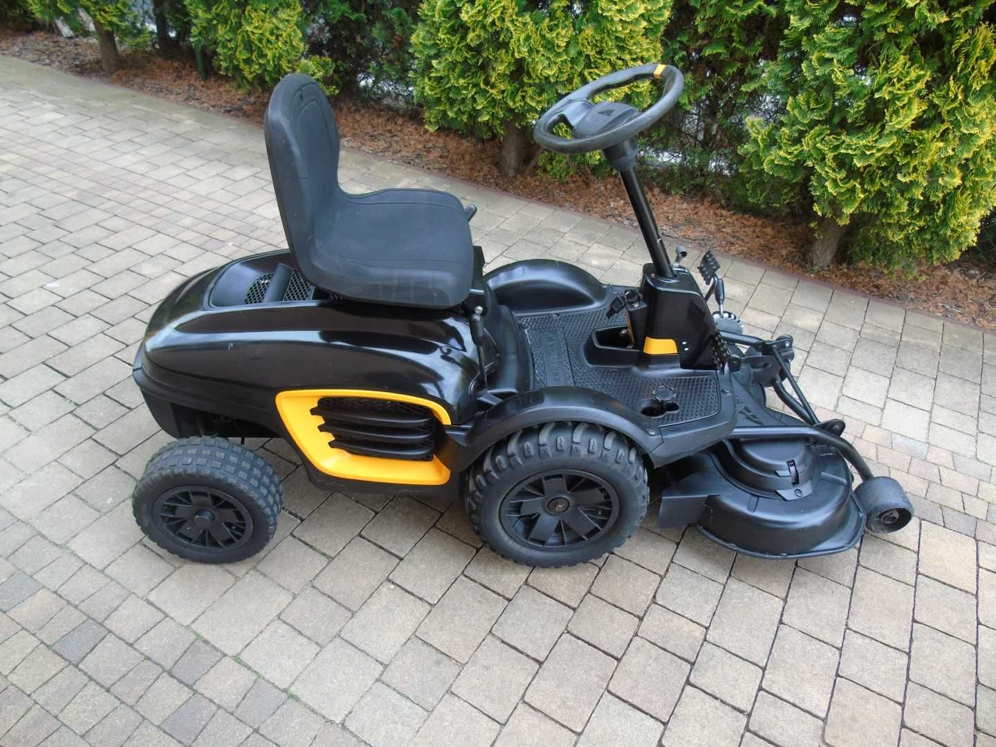 Traktorek kosiarka HUSQVARNA McCULLOCH  M125-85FH  12,5KM PO SERWISIE