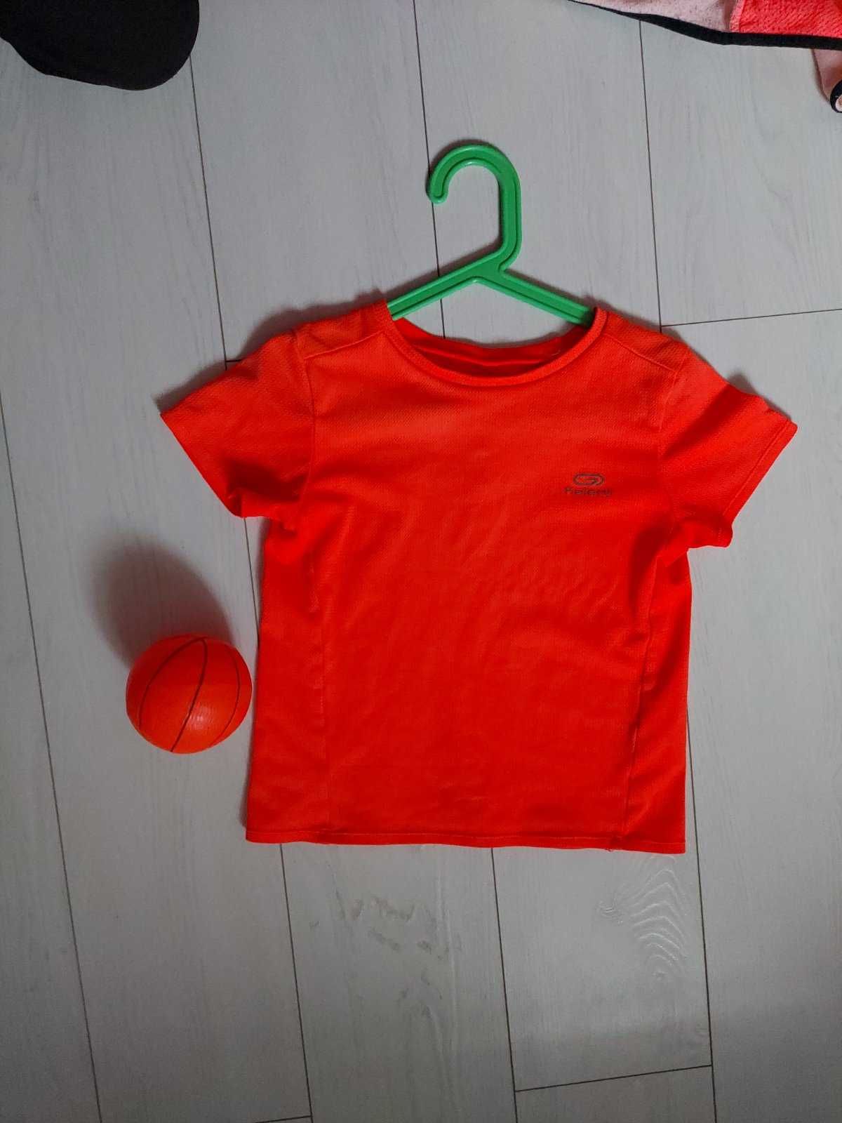 Decathlon детская футболка и кофта для спорта.