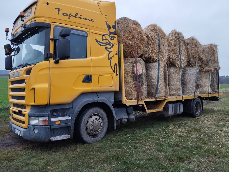 Transport maszyn rolniczych  niskopodwozie i budowlanych  słomy lub si