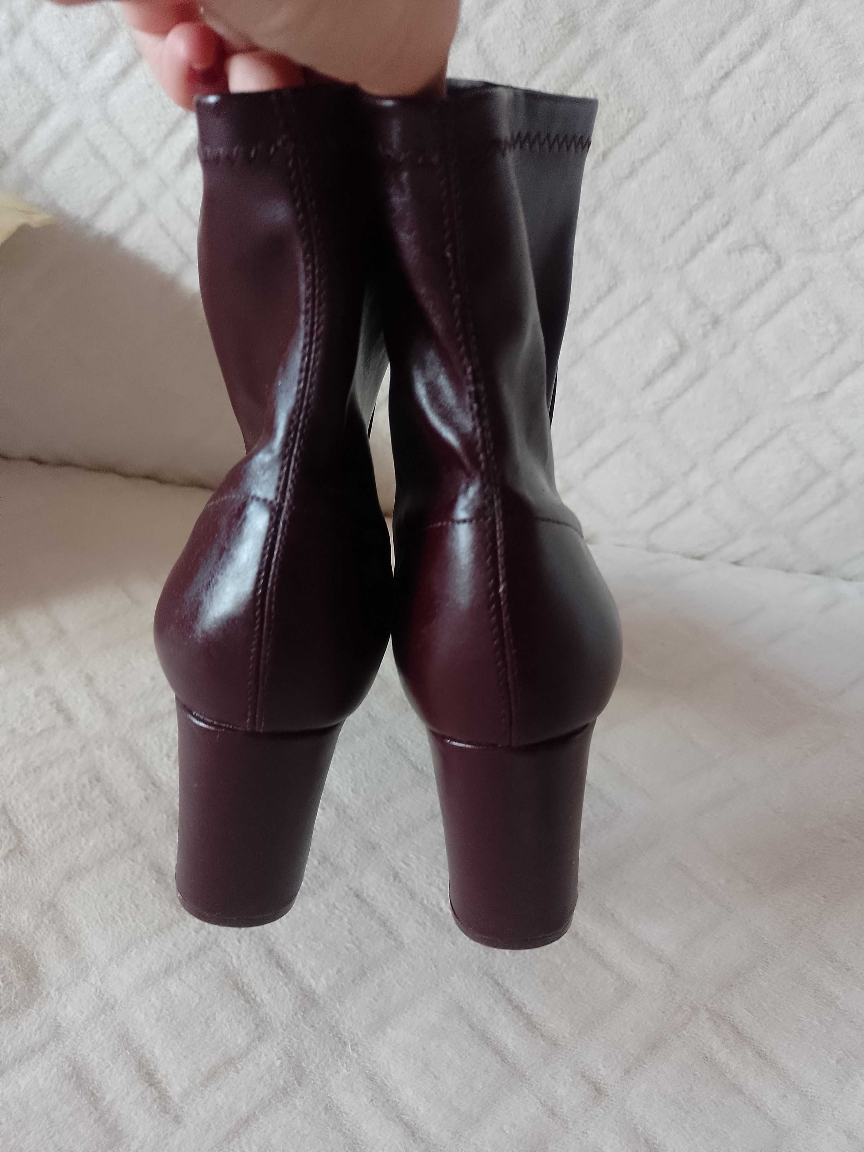 (37) ZARA/Bordowe/ fioletowe Botki z Madrytu,