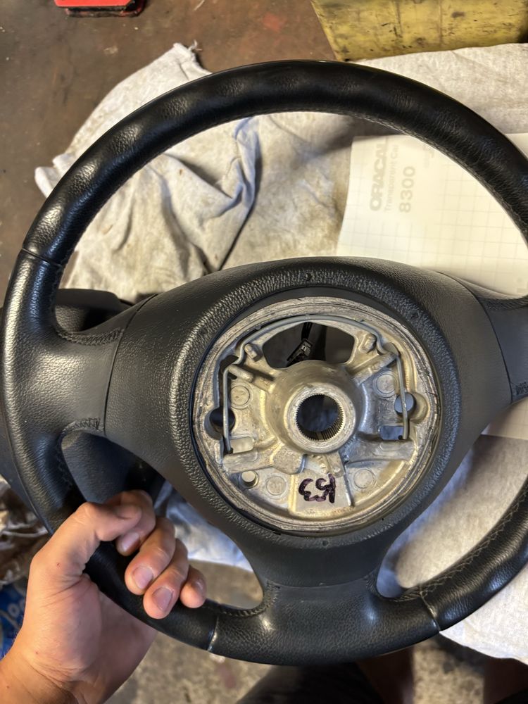 Kierownica BMW E90/E91/E92/E87 *Multifunkcja*