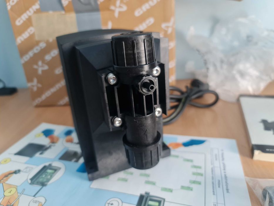 Дозирующий насос Grundfos DME 12-6A-PP / Grundfos DME8-10AR