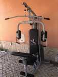 Maquina de musculação
