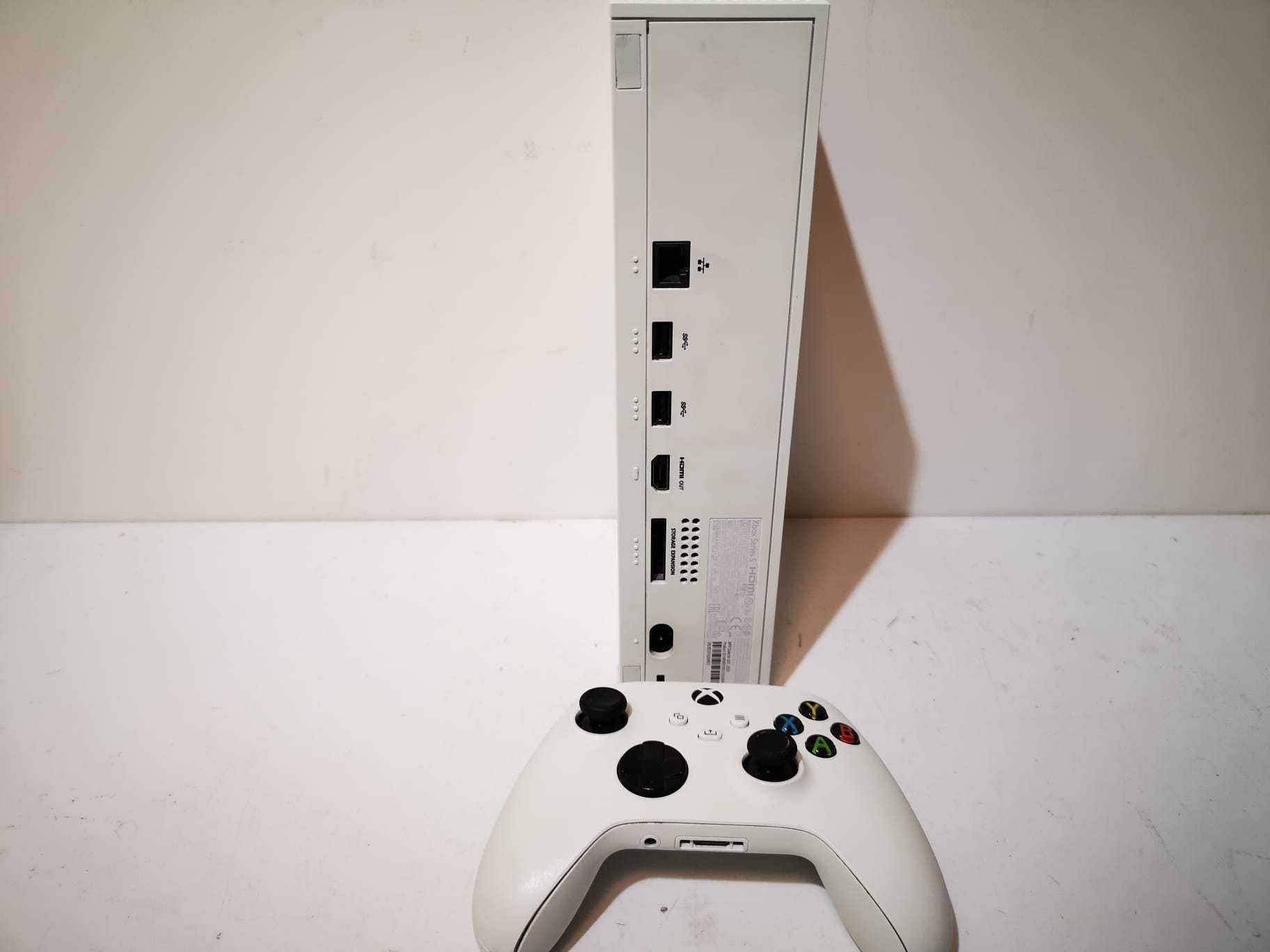 konsola MICROSOFT XBOX SERIES S model: 1183 + pad