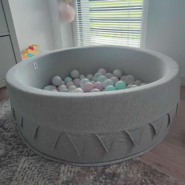 Basen z kulkami MiniBee suchy basen