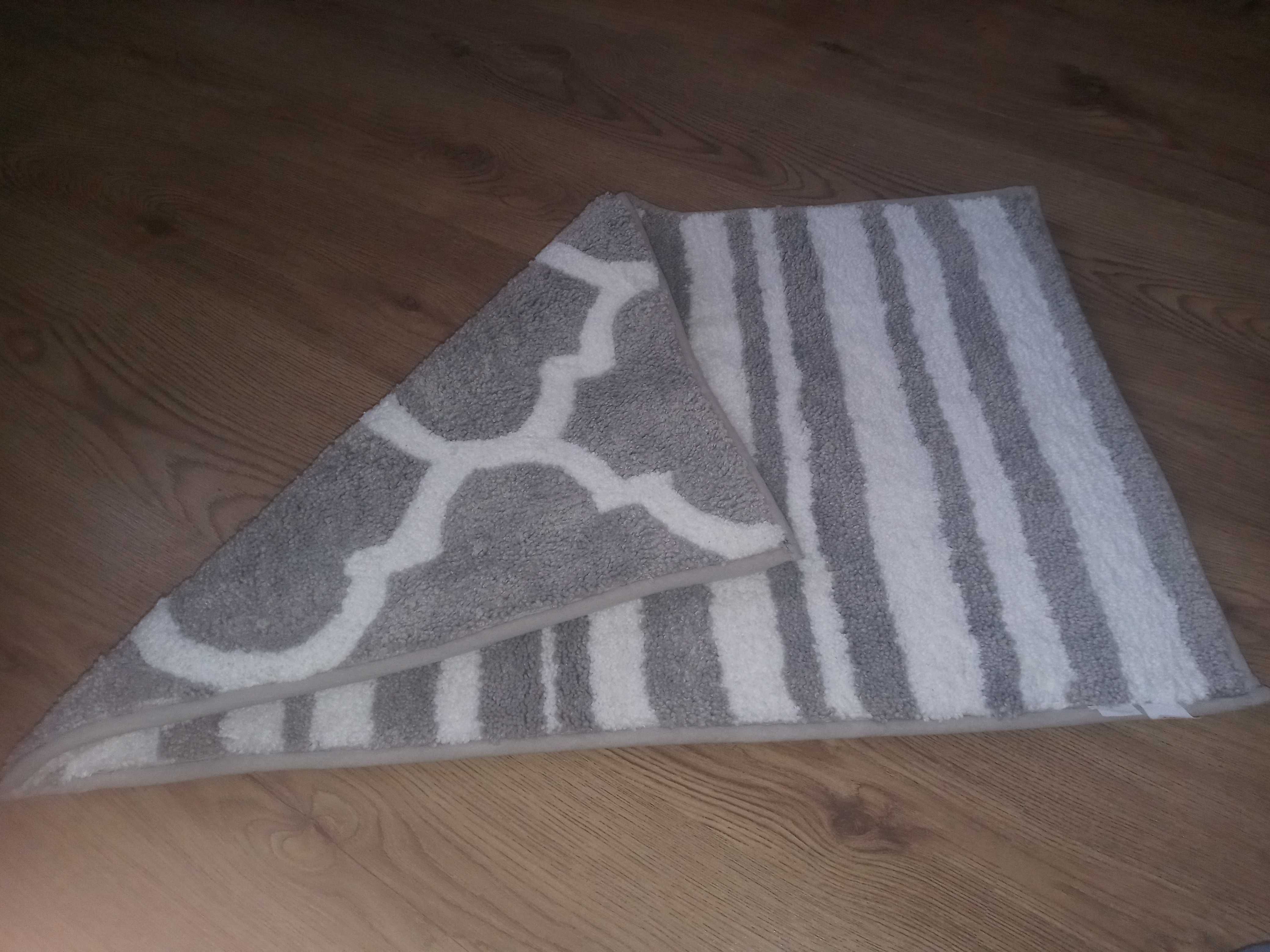 Dywanik łazienkowy dwustronny z mikrofibry 50x80