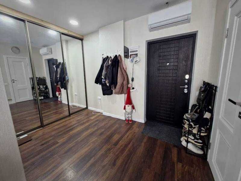 1К- квартира с ремонтом в новом доме ЖК Розенталь.