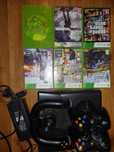 Sprzedam XBOX 360 slim w zestawie z 2 padami