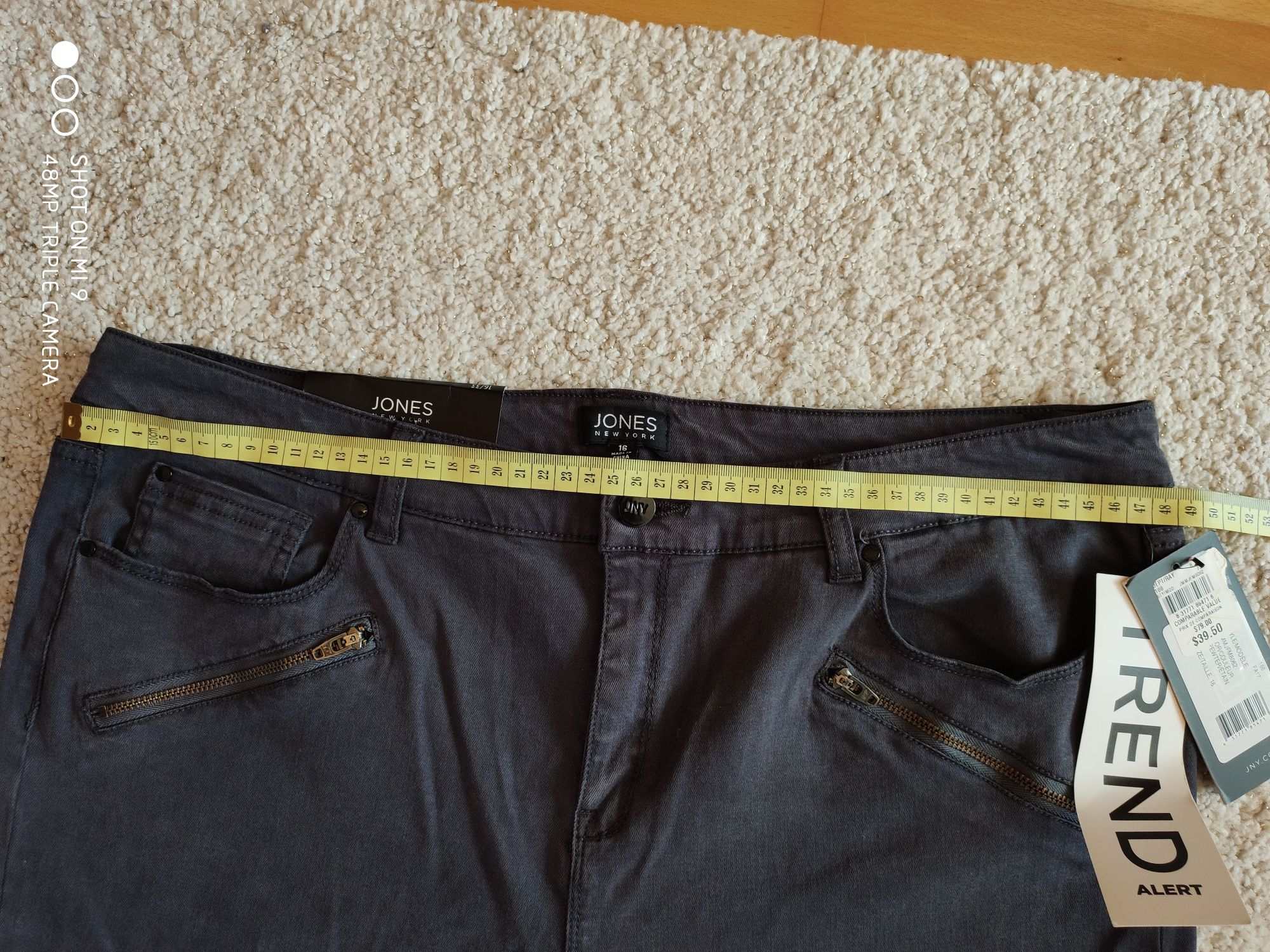 Nowe super spodnie jeansowe damskie przysłane z Kanady, rozmiar 44.