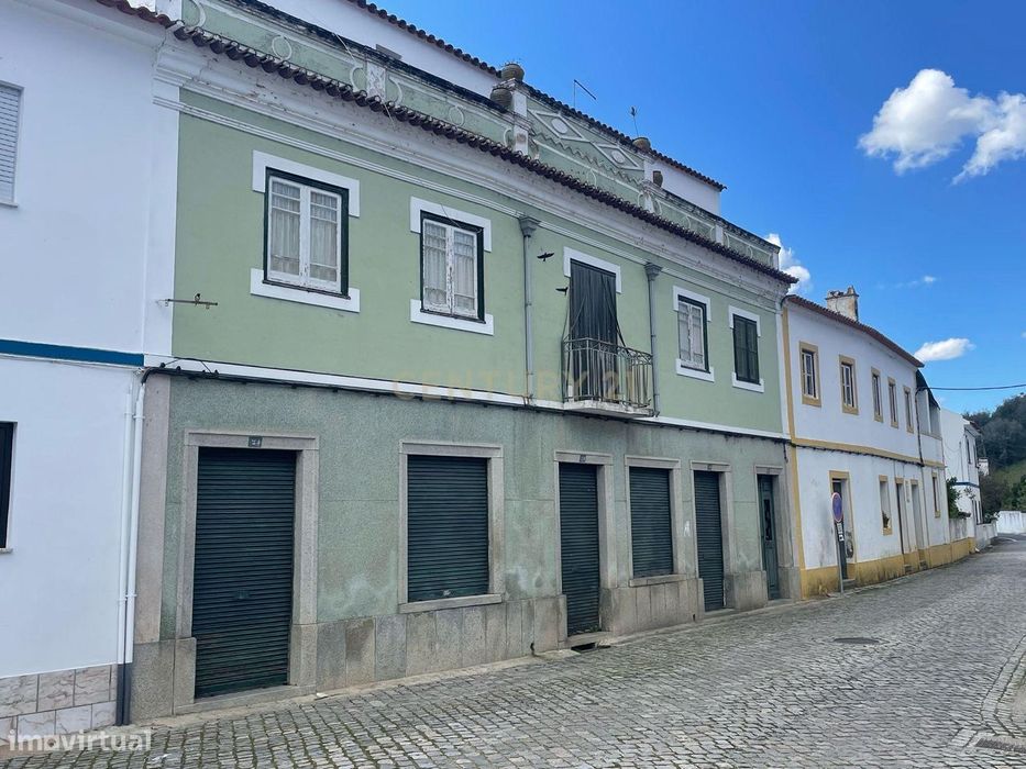Moradia e loja em Brotas-Alentejo- Estrada Nacional 2