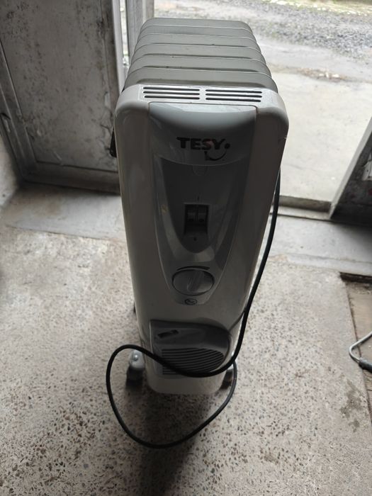 Продам обігрівач масляний Tesy