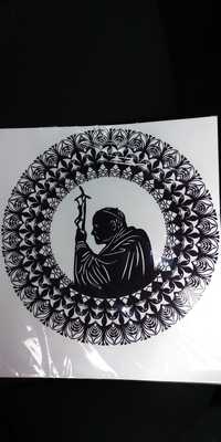 Rękodzieło obraz w czarnej ramie Jan Paweł II wycinanka kurpiows 40x40