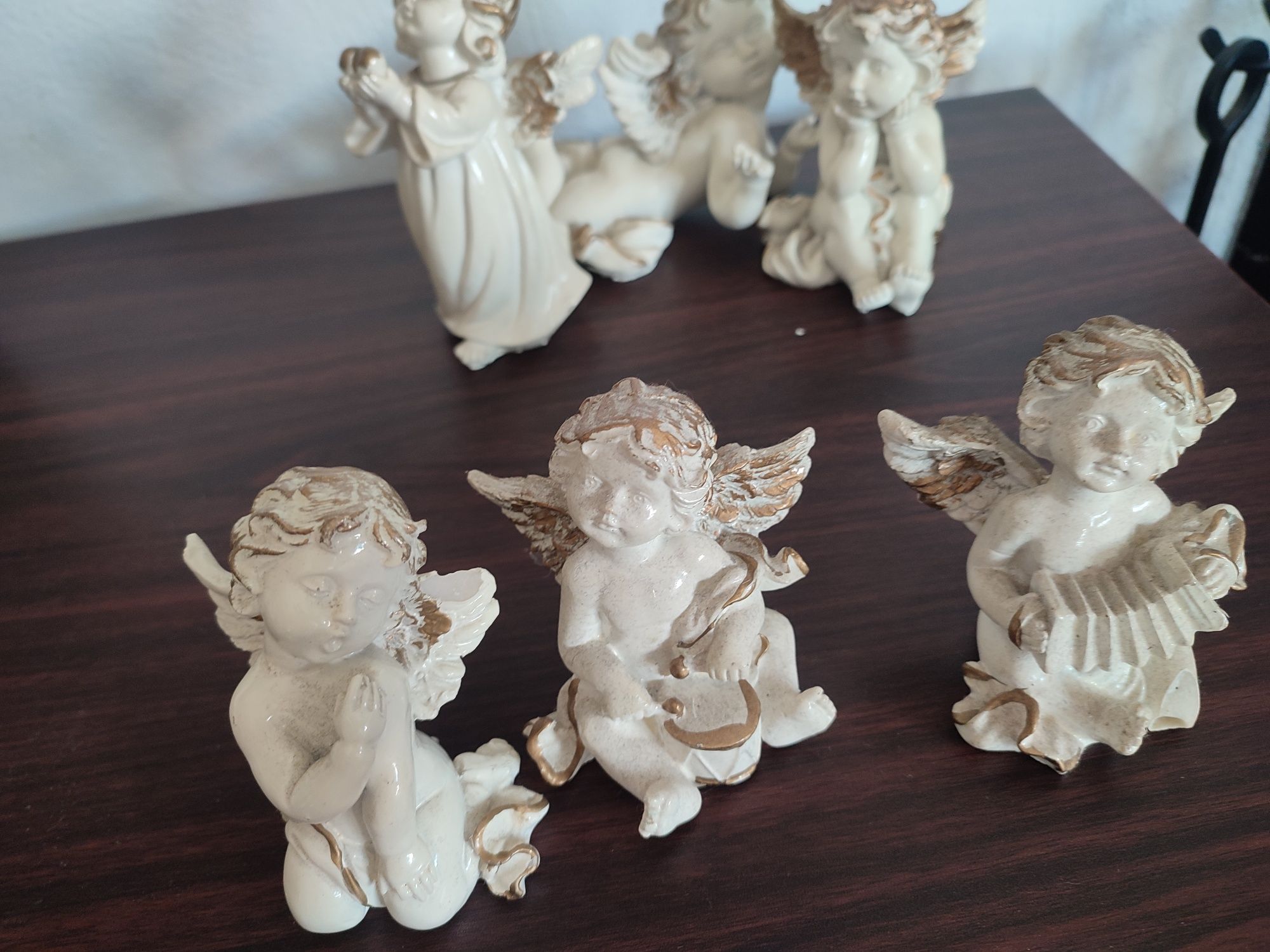 Anjos em resina peças peq