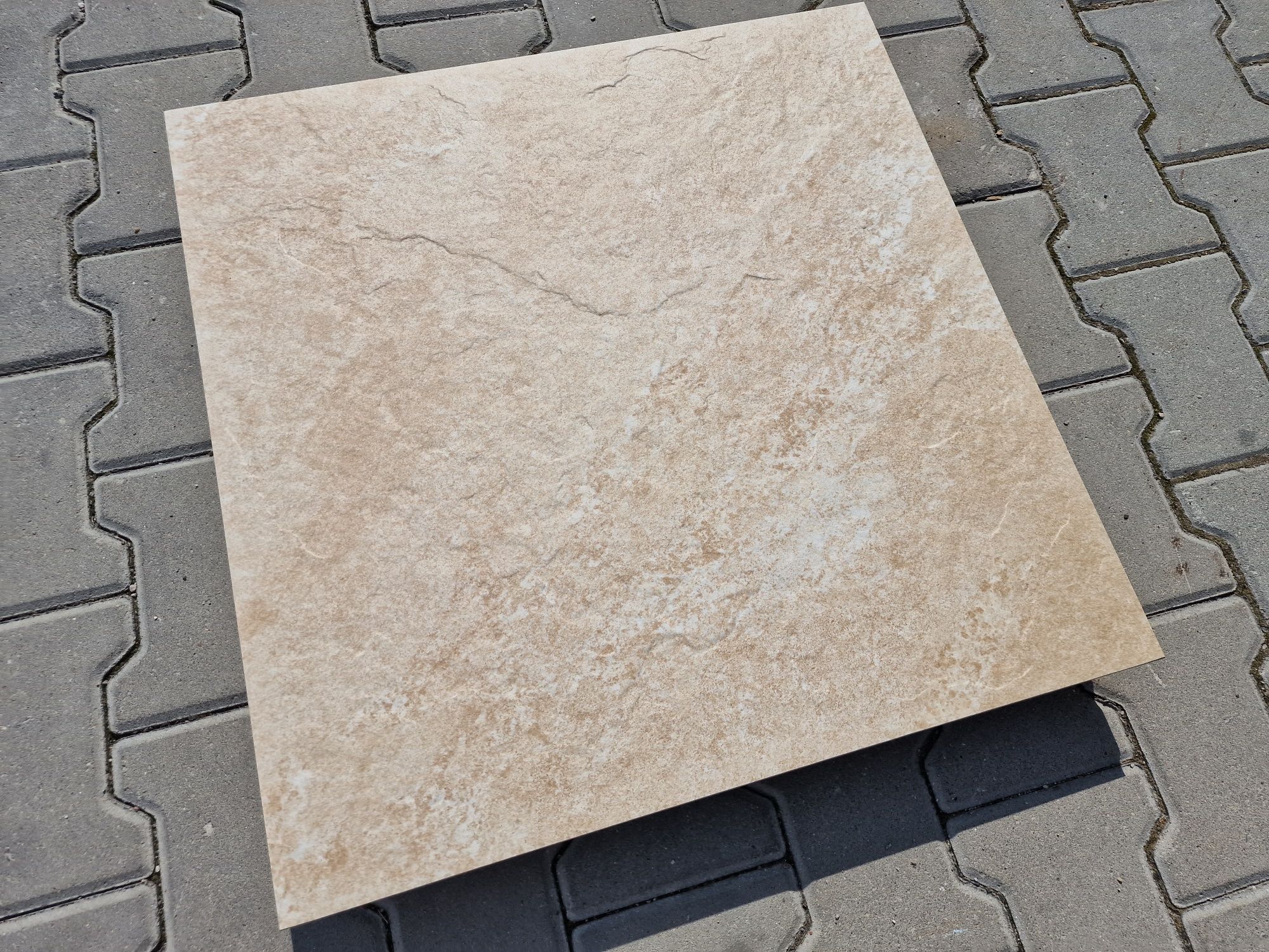 MEGA OKAZJA Płytki Tarasowo Chodnikowych  QUARZO CREAM 60X60X2CM