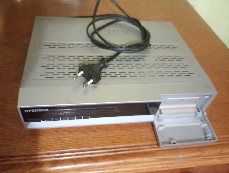 Тюнер ОPENBOX б/у