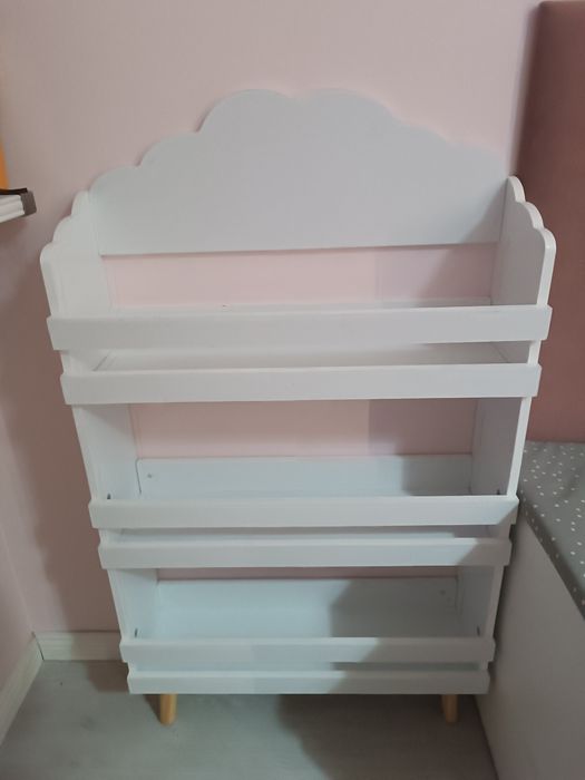 Biblioteczka dziecięca