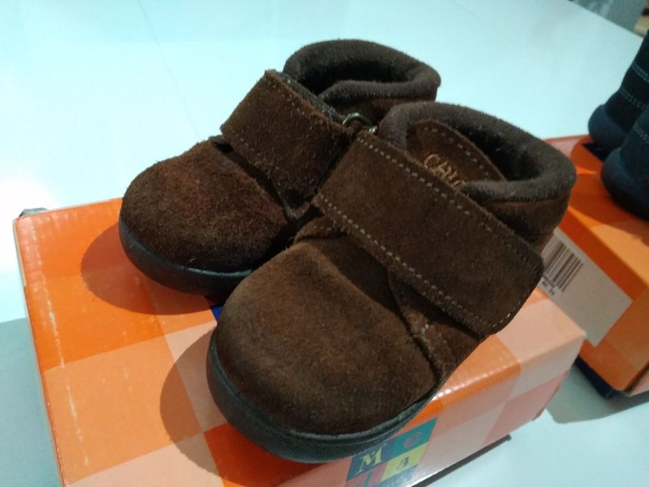 Botas chicco 22 azul ou castanho