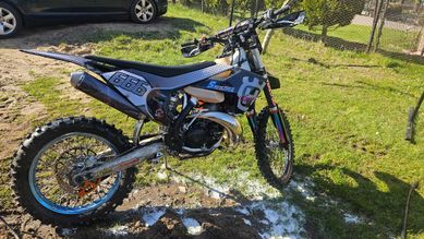 Husqvarna te 300 ostatni gaznik