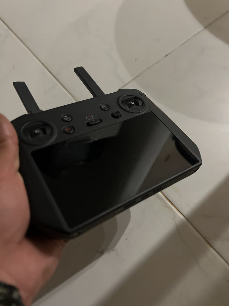 Продається пуль керування dji rc pro