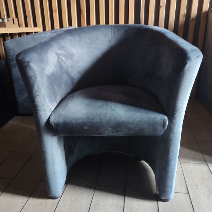 Продам крісла для ресторану або дому