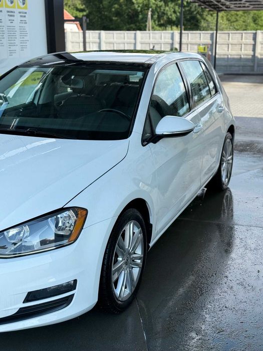 Volkswagen Golf VII 2.0 TDI DSG SE