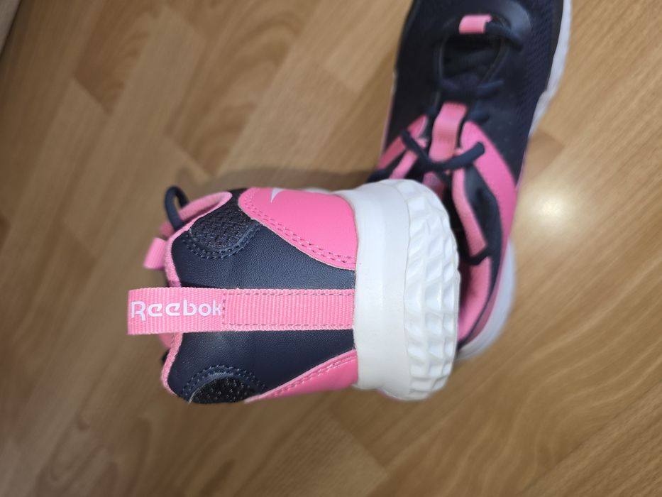 Buty sportowe Reebok-37