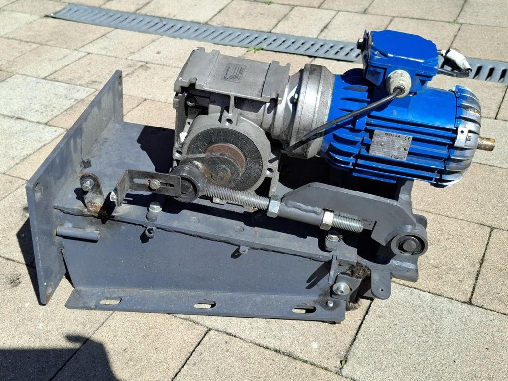 Podajnik do pieca SAS ekogroszek