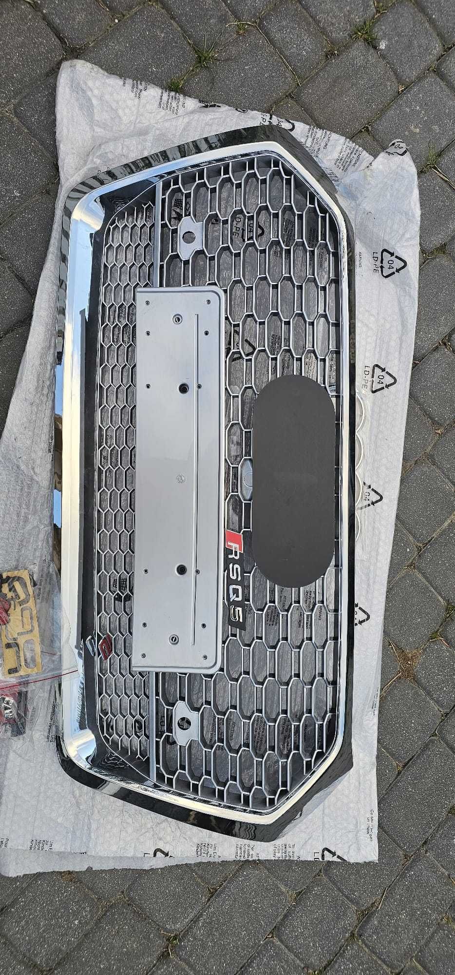 Atrapa Grill AUDI Q5 RS SQ5 NOWA