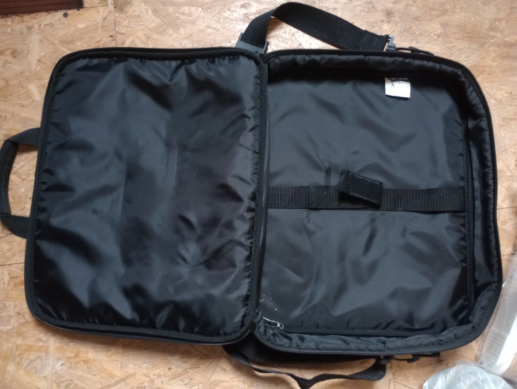 Nowa torba na laptopa