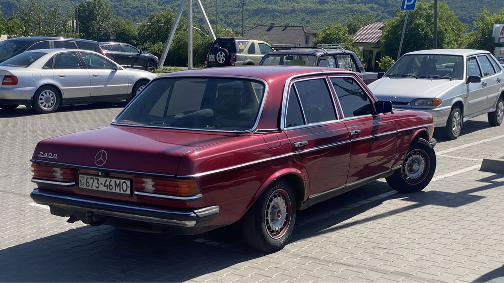 Mercedes benz 200d мерс 123 w123 огірок огурец