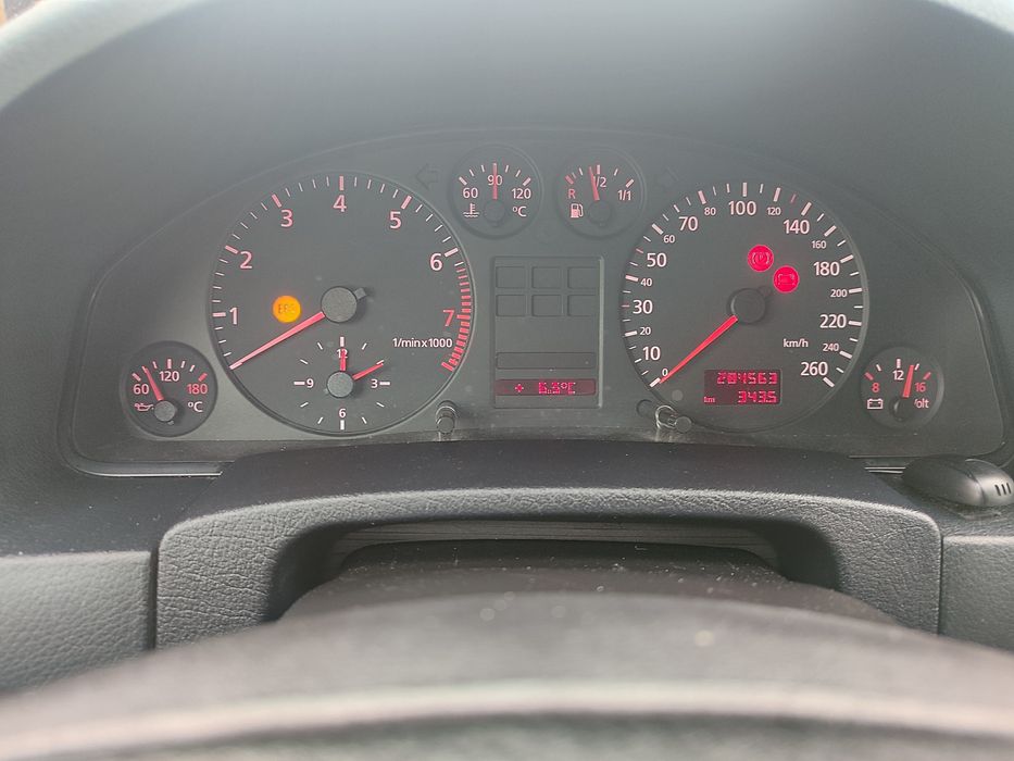 Ауді а6 ц5 1, 8 бензин