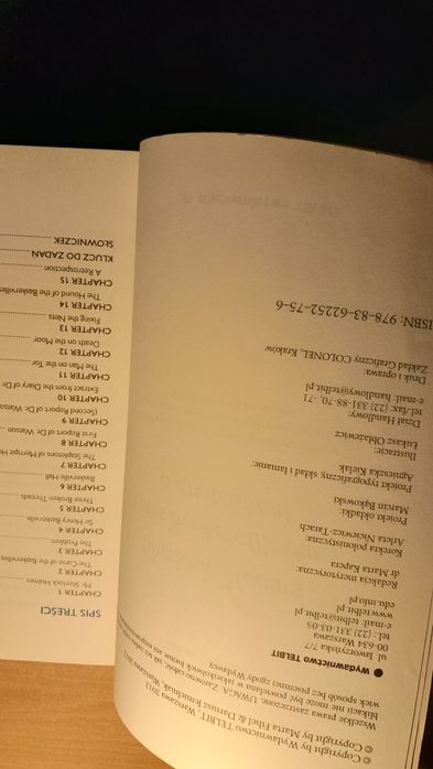 Sherlock Holmes i pies Baskerville'ów z angielskim jak nowa