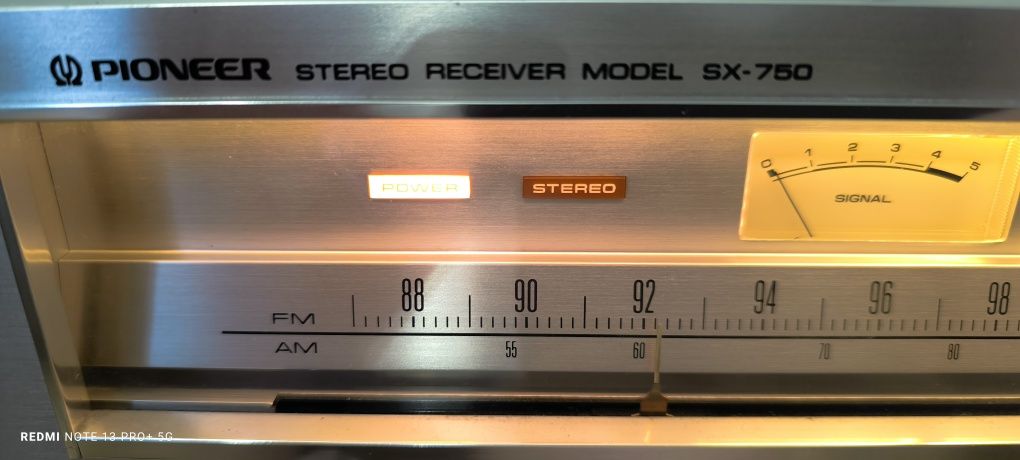 Amplituner Pioneer sx 750