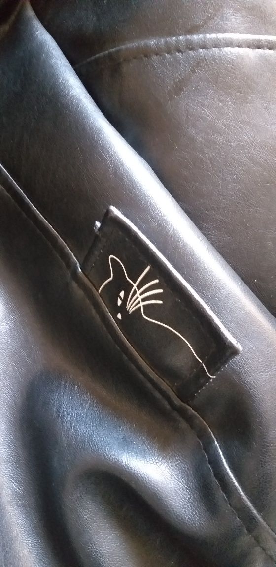 Puff Loja Gato Preto excelente estado