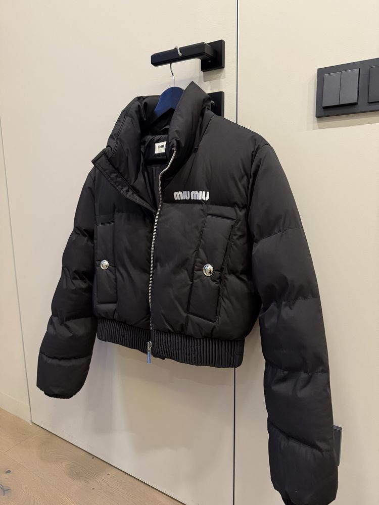 Продам куртку MIU MIU оригінал