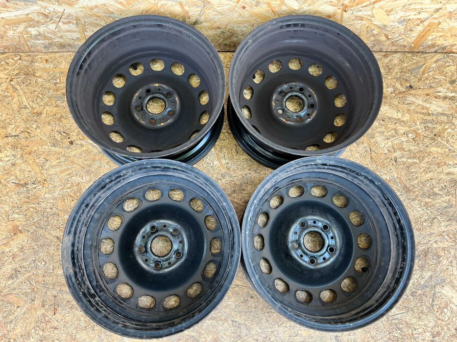 Audi A3 8V Felgi stalowe 16 16x6,5J ET46 + Kołpaki + czujniki TPMS kpl