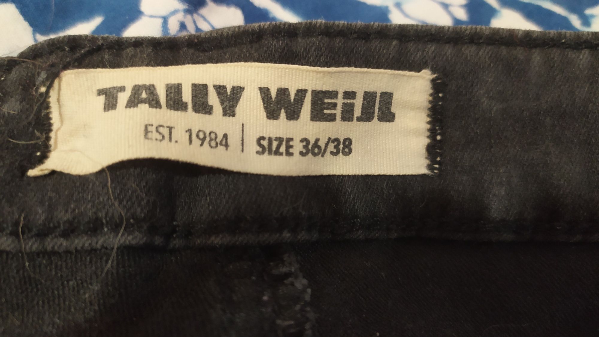 Calças pretas Tally Weill