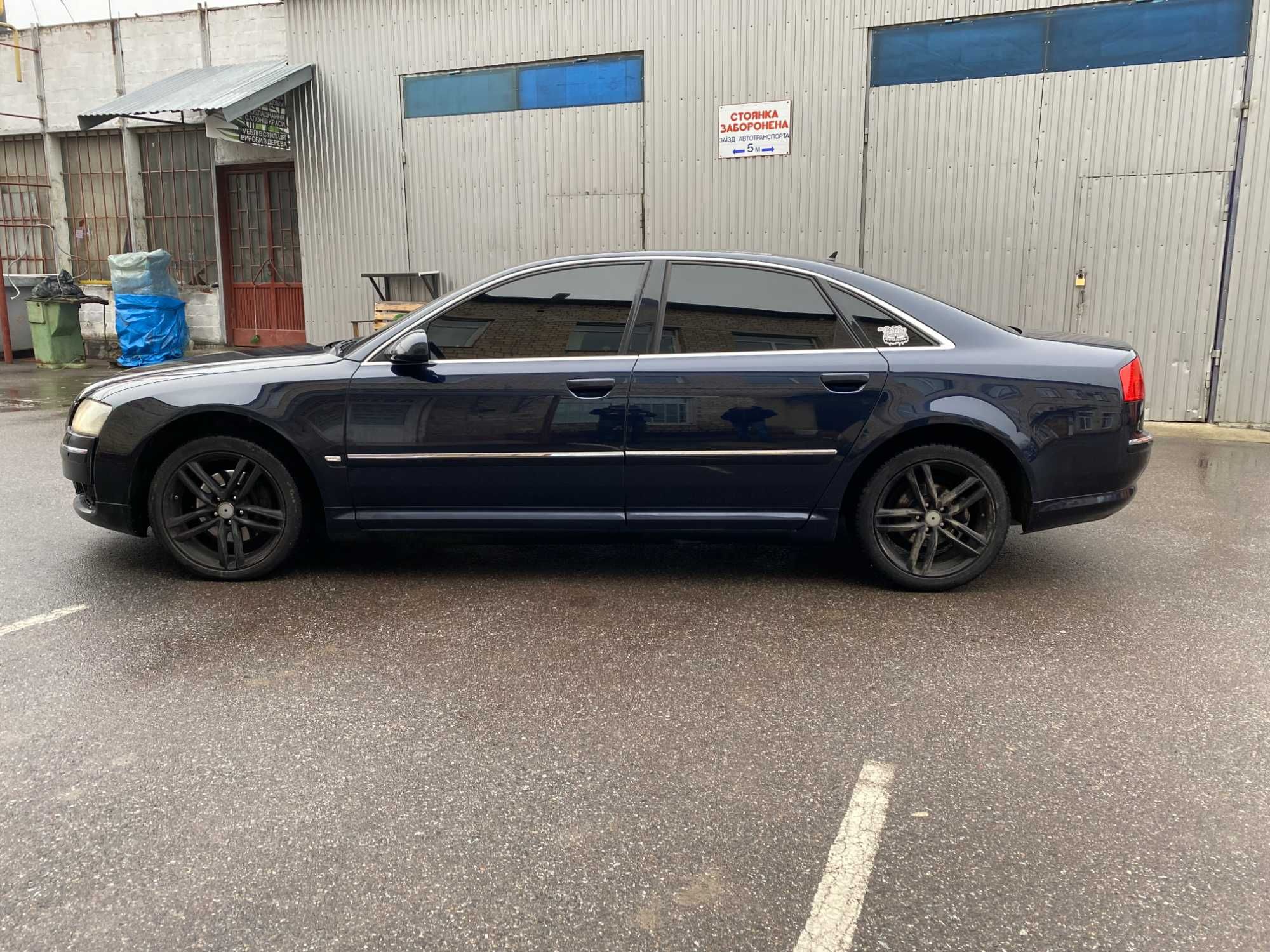 audi a8. AUDI A8  2006р