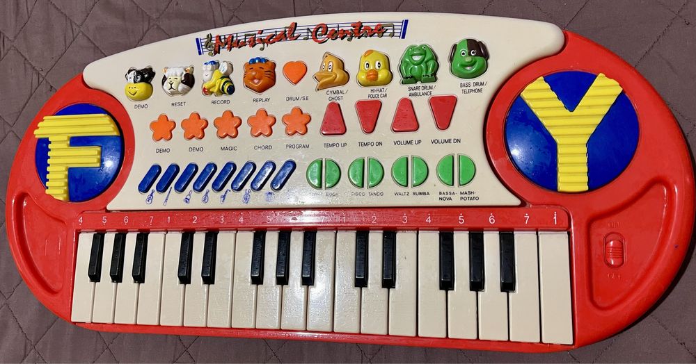 Піаніно дитяче велике