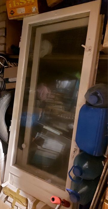 Дерев'яні двері на балкон