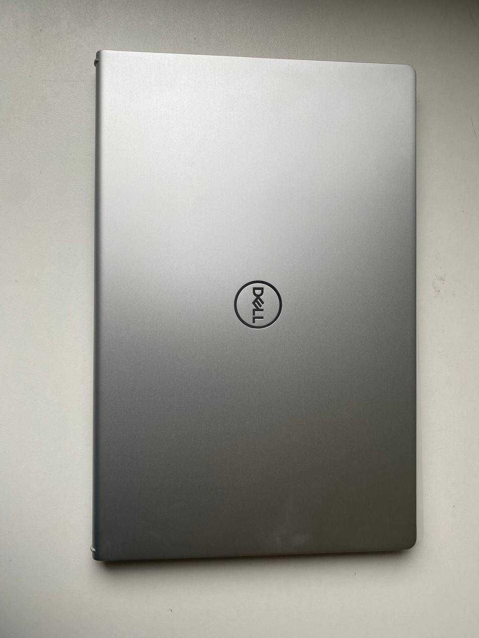 Dell Inspiron 15 3530 Laptop