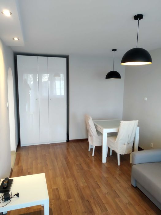 Wynajmę mieszkanie, osiedle Pojezierska  II piętro, (45 m2 )