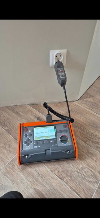 Elektryk Domofony Alarmy Kamery Pomiary Instalacje Serwis Bram Montaż