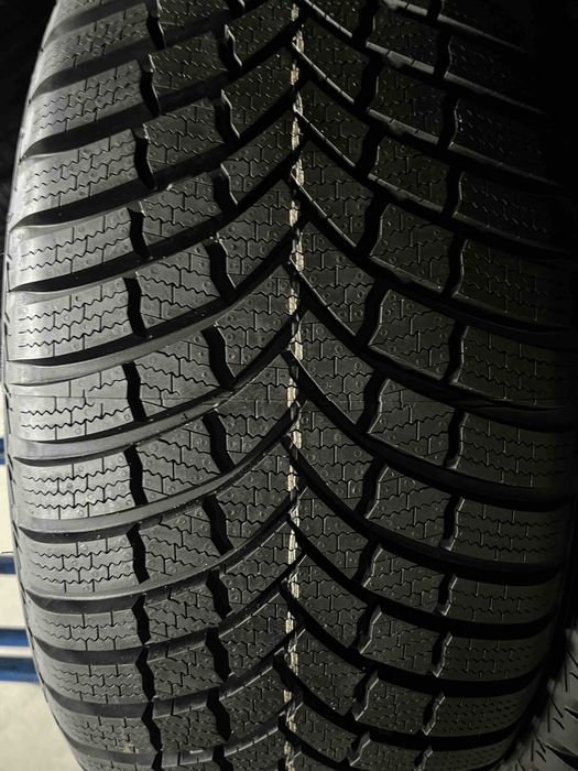 225/50/17 R17 Bridgestone Blizzak LM001 Evo 2шт нові зима