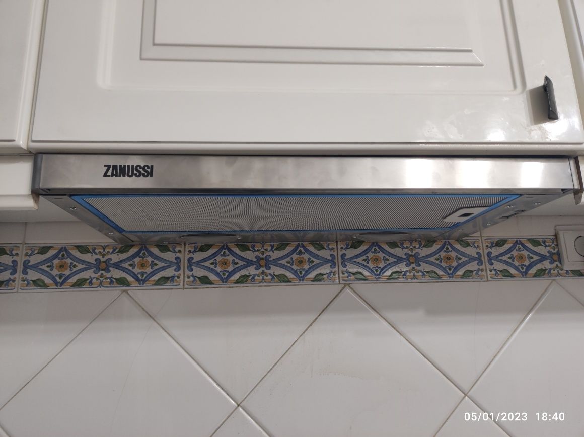 Exaustor encastrar Zanussi