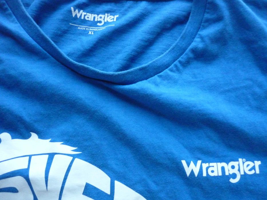 Piękna męska koszulka t-shirt WRANGLER rozmiar XL niebieska