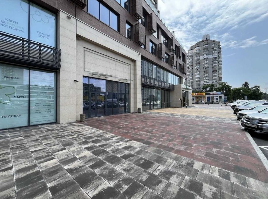 Фасад 96 м2 в ЖК Оболонь Плаза, Оболонський, 6а, вихід з метро Оболонь