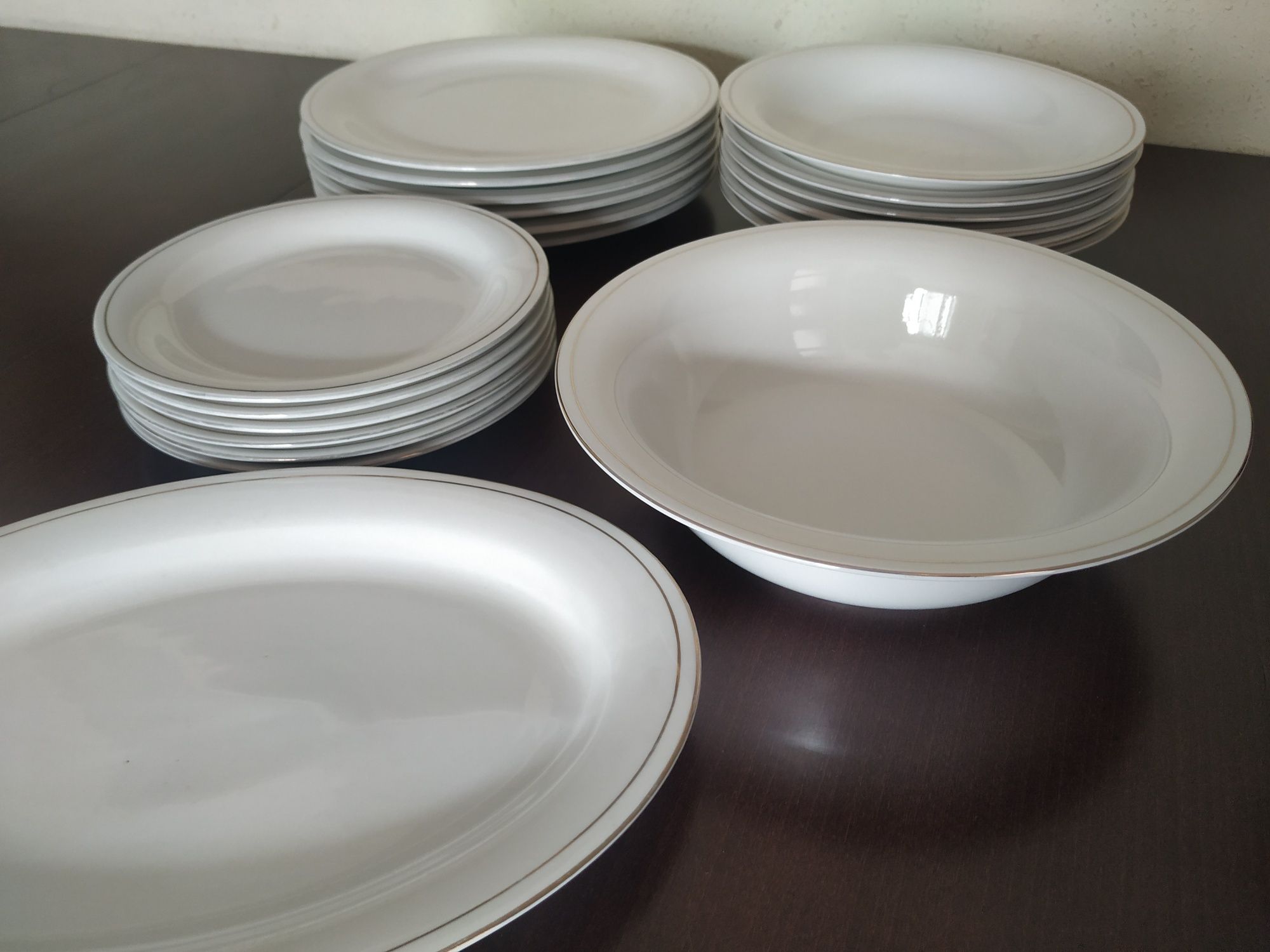 Porcelanowy serwis obiadowy biały Zepter na 6 osób